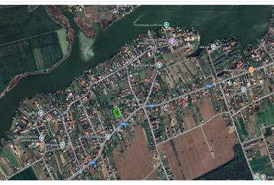 Teren in zona de case - 1