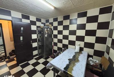 Apartament cu 2 camere semidecomandat, mobilat în Pantelimon