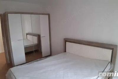 Apartament cu 3 camere decomandat în Bucovina