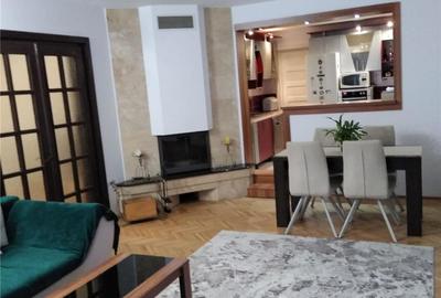 Casă cu 4 camere cu Teren 440 Mp în Central - 2