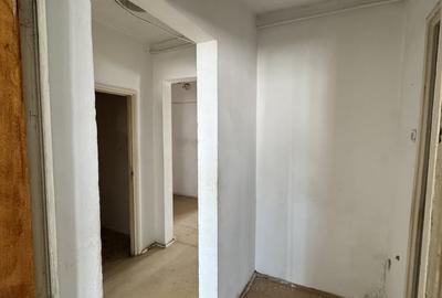 Apartament cu 3 camere decomandat în Militari - 1