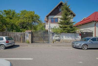 Casa cu potential, 3 dormitoare, zona linistita - Strada Pandurilor - 2