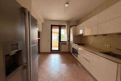 Apartament cu 4 camere decomandat în Kiseleff - 19