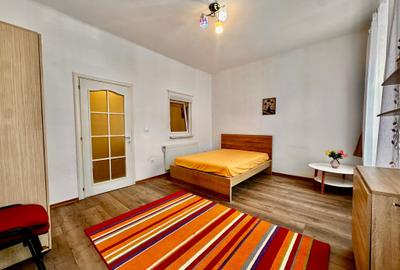 Apartament cu 2 camere semidecomandat în Central - 1