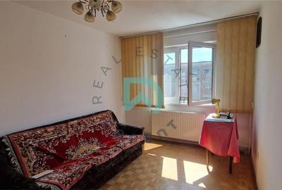 Apartament cu 2 camere semidecomandat în Gemenii - 1