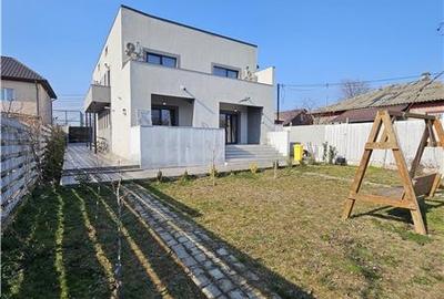 Casa Impresionanta Cu Finisaje si Mobilier Premium, Navodari Casa Impresionanta Cu Finisaje si Mobilier Premium, Navodari - 43