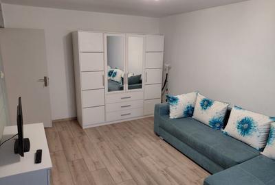 Apartament cu 2 camere decomandat în Cetate