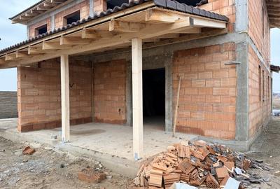 Duplex cu 4 camere -110 mp- Mosnita Noua - Comision 0% - 3