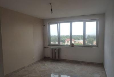 Ofer chirie apartament 2 camere boul rosu nemobiliat