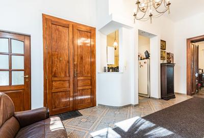 Apartament in imobil istoric - zona Baile Neptun - 11