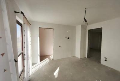Casă cu 5 camere cu Teren 1792 Mp în Mitocu Dragomirnei - 15