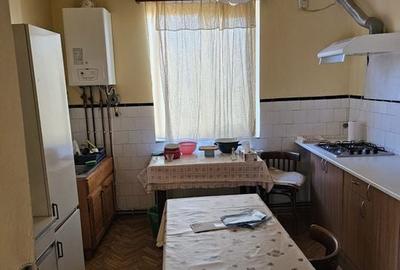 Casa de inchiriat cu gradina zona Tetarom - 5