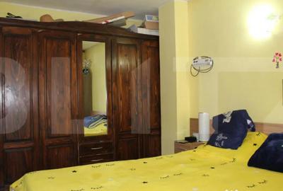 Casă cu 7 camere cu Teren 1580 Mp în Central - 7