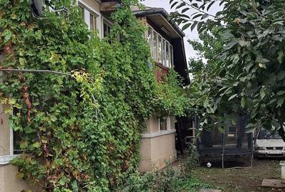 Casă cu 10 camere cu Teren 350 Mp în Central - 3