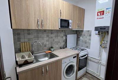 Garsonieră decomandată în 23 August - 7