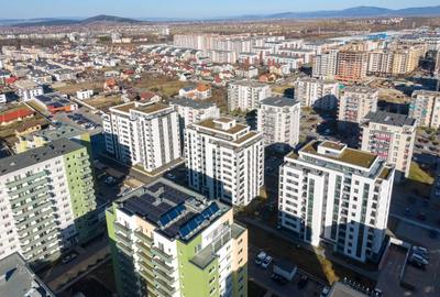 Apartament cu 3 camere decomandat, mobilat în Tractorul - 31