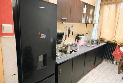 Vand apartament cu 2 camere, Hunedoara, decomandat, zona OM, 45000 euro neg - 4