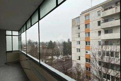 Apartament cu 4 camere decomandat în Central - 9