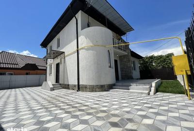 Casă cu 4 camere cu Teren 244 Mp în Gara Veche - 3