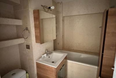 Apartament cu 4 camere semidecomandat în P-ța Victoriei - 5