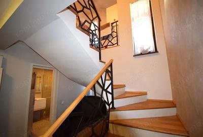 Unirii - Vanzare casa 4 camere - Str. Cotitura de Jos - 1