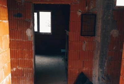 Proprietate Bascov , ''La rosu'' , zona DEOSEBITA !!! - 17