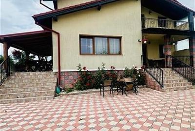 Casa generoasa cu pretios teren de 2.400 mp, Sanpetru, Brasov - 2