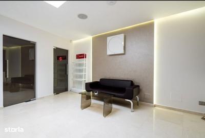 Casă cu 5 camere cu Teren 250 Mp în Tei - 9