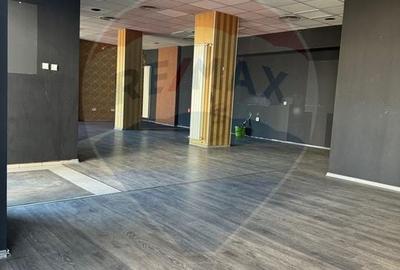 Spațiu comercial, 57 mp în Central
