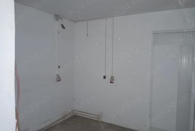 Vand imobil parter + etaj in Tecuci zona Garii de Sud. - 6