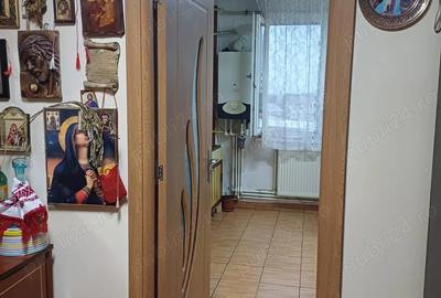 Vand apartament 3 camere Caracal-central - 8