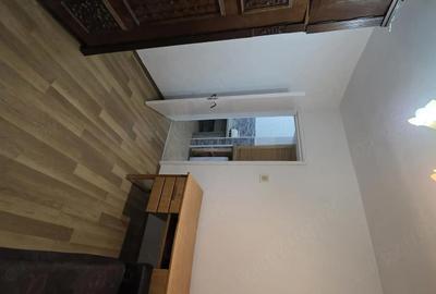 Apartament cu 3 camere decomandat în Central - 4