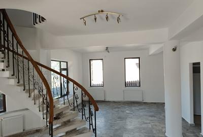 Casa/cladire (spa?iu comercial) de inchiriat Iasi zona Motel Bucium - 2