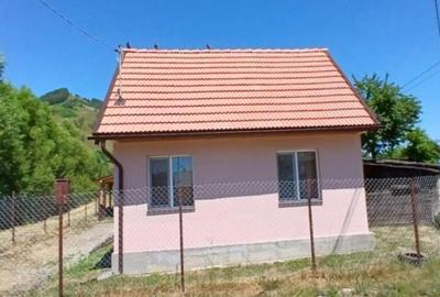 Cota de 1/2 din casa- localitatea Petrila, judetul Hunedoara