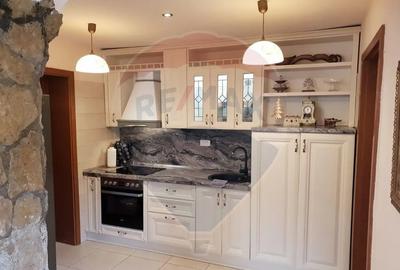 Casă cu 5 camere cu Teren 534 Mp în Șimon - 2