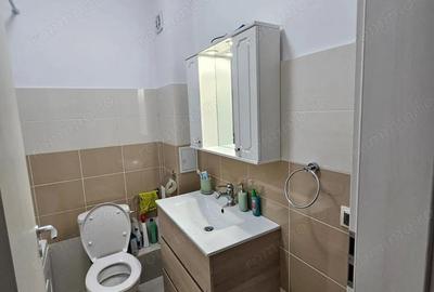 Apartament cu 4 camere decomandat în Central - 1