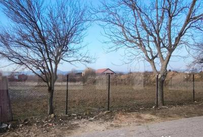 Teren de 550 mp, în Central - 2