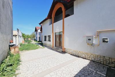 Casă individuală cu 7 camere cu Canalizare în Maier - 2