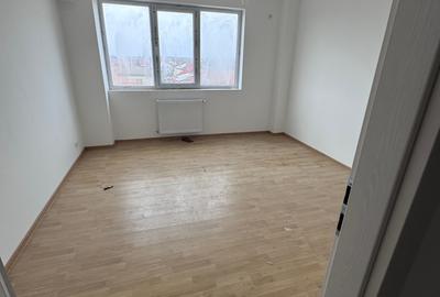 Apartament cu 3 camere decomandat în Aviației - 7