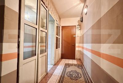 Apartament cu 2 camere, bloc cu acoperis, zona Rogerius - 2