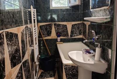 Apartament cu 3 camere + centrala proprie - Constanta - 2