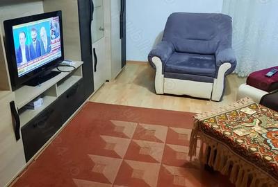 De inchiriat apartament 3 camere - 2