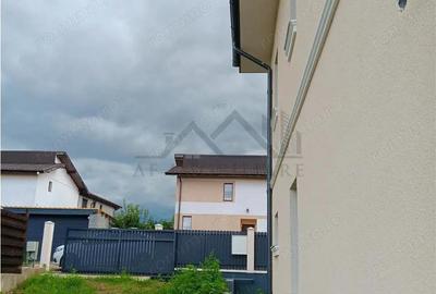 Miroslava vila P+E su118mp Teren 440mp zona Trans Anapet Miroslava vila P+E su118mp Teren 440mp zona Trans Anapet - 3