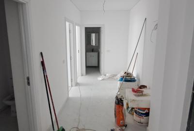 Apartament cu 3 camere decomandat în Berceni - 41