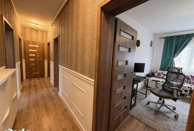 Apartament cu 3 camere în Central - 3