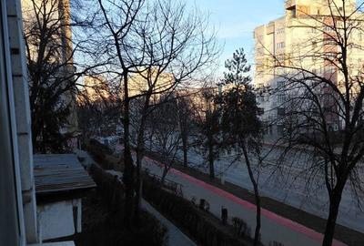 Apartament cu 2 camere decomandat în Nicolina - 3