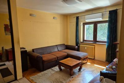 Apartament 3 camere in zona Decebal-Muncii cu vedere pe spate - 4