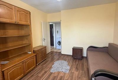 Garsonieră decomandată în Complex Studențesc - 2