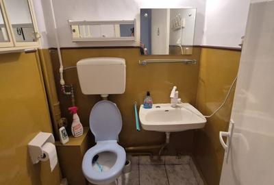 Apartament cu 4 camere decomandat în Central - 1