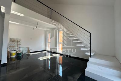 Penthouse cu scara interioara, 3 camere si 2 bai, disponibil imediat. - 4